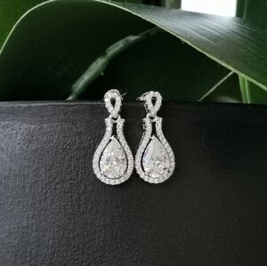 CZ Diamond teardrop dangle earrings in Sterling Silver 🆕